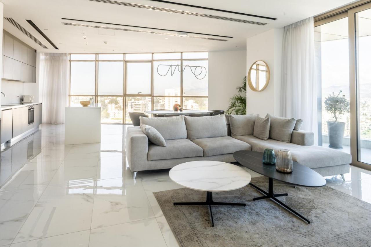 360 Nicosia - Luxury Apartment Panoramic View エクステリア 写真