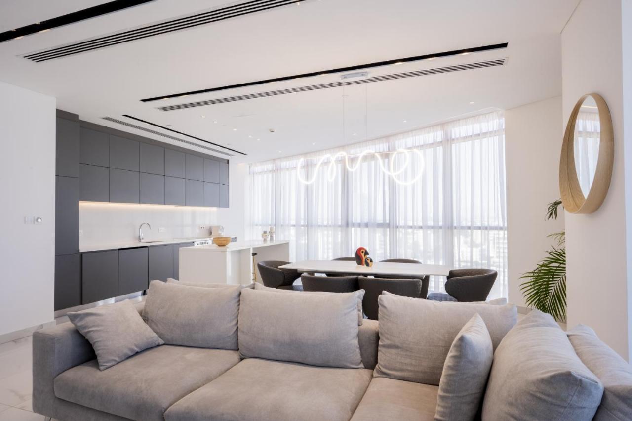 360 Nicosia - Luxury Apartment Panoramic View エクステリア 写真
