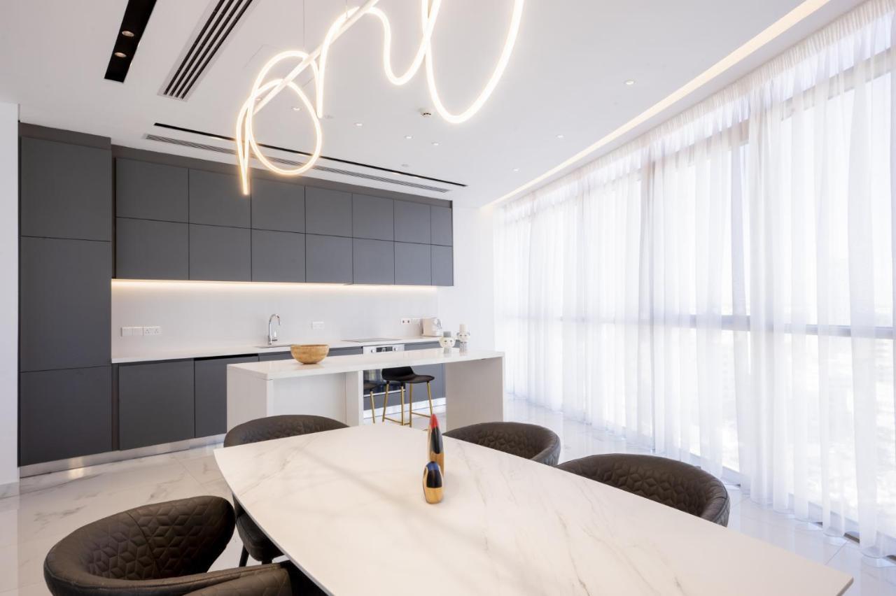 360 Nicosia - Luxury Apartment Panoramic View エクステリア 写真