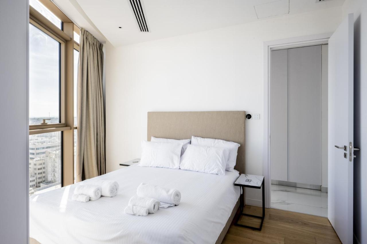 360 Nicosia - Luxury Apartment Panoramic View エクステリア 写真